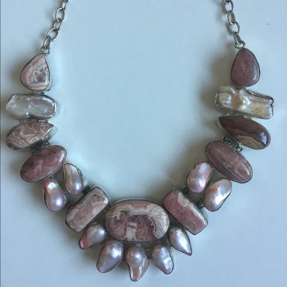 Artisan Crafted Stone Statement Necklace - Picture 4 of 7